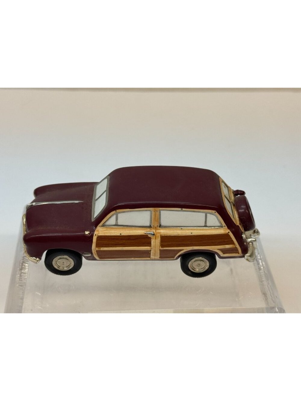 Dept 56 1949 Ford Woody Wagon- Snow Village -No Box